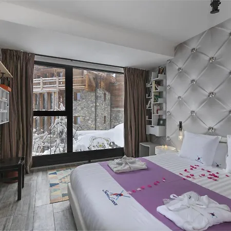 Snow Lodge Hotel Courchevel 1850 Exterior photo