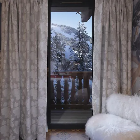 Snow Lodge Hotel Courchevel 1850 Exterior photo